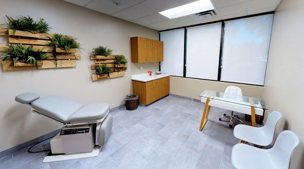 Viva MedSuites: 9700 N 91st St, Scottsdale, AZ 85258